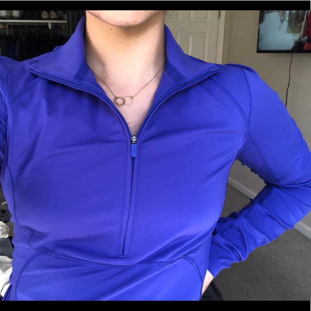 Lululemon long sleeve - Picture 3 of 3